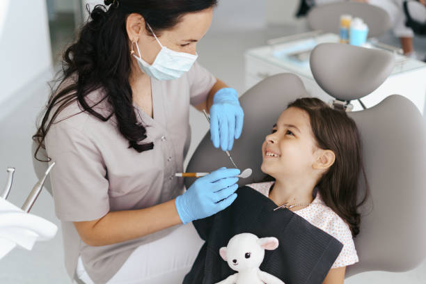 Best Emergency Tooth Extraction  in Antioch, IL